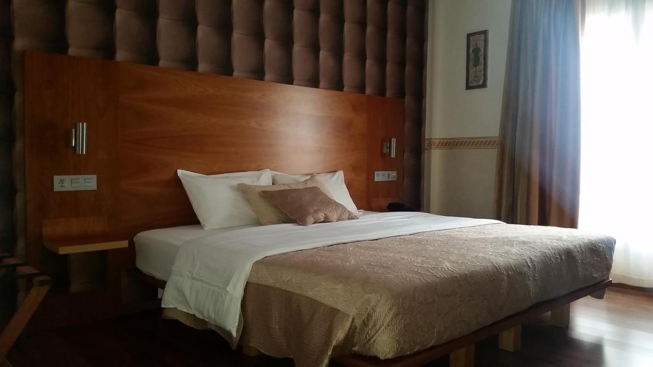 Hotel Boutique Villa Erina By Bossh Hotels - Adults Recommended 马尼尔瓦 外观 照片