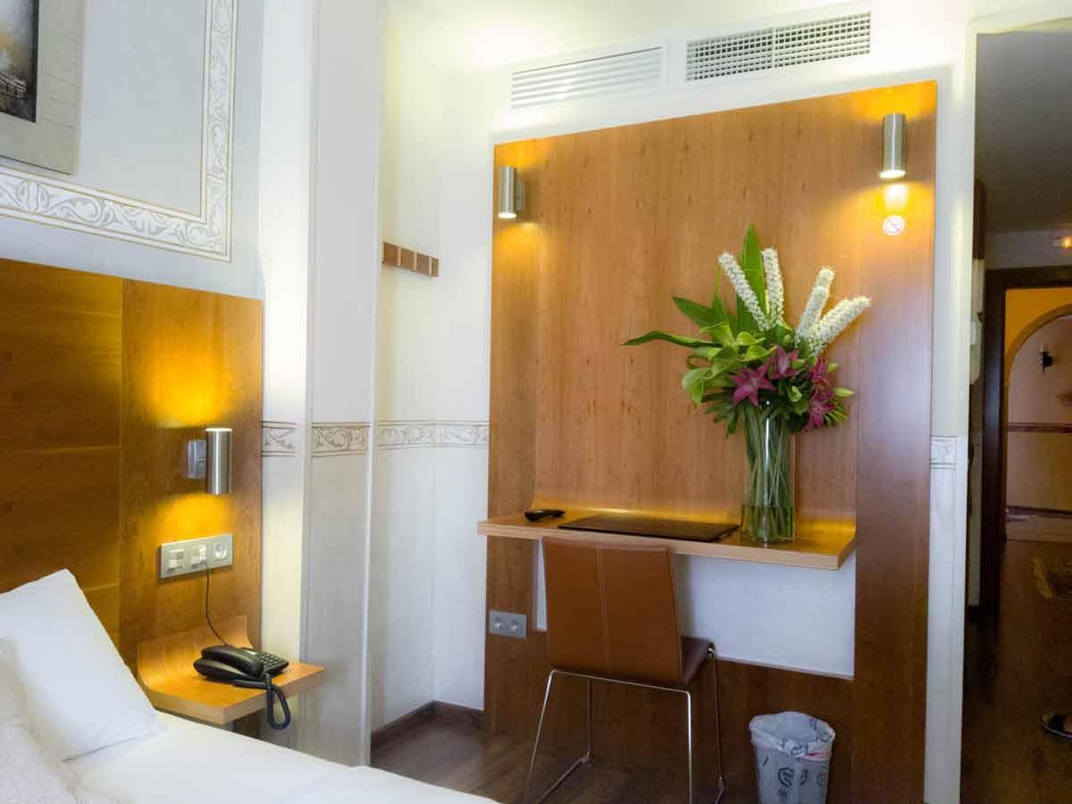 Hotel Boutique Villa Erina By Bossh Hotels - Adults Recommended 马尼尔瓦 外观 照片