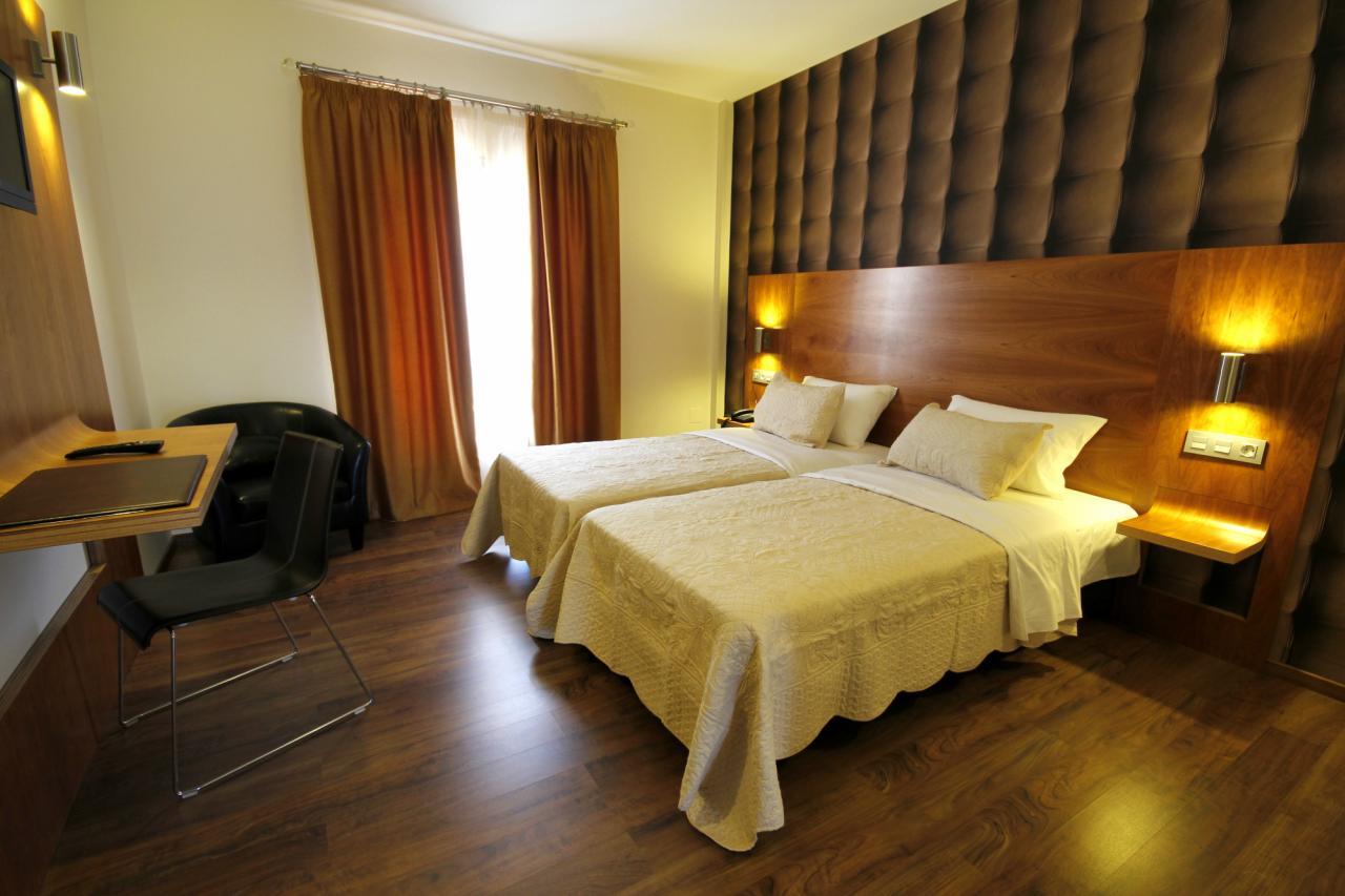 Hotel Boutique Villa Erina By Bossh Hotels - Adults Recommended 马尼尔瓦 外观 照片