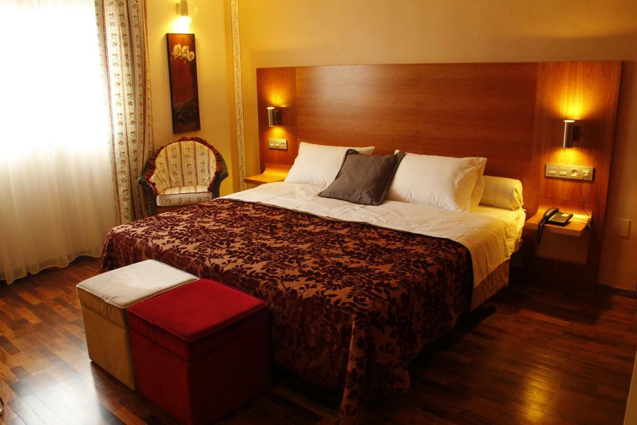 Hotel Boutique Villa Erina By Bossh Hotels - Adults Recommended 马尼尔瓦 外观 照片