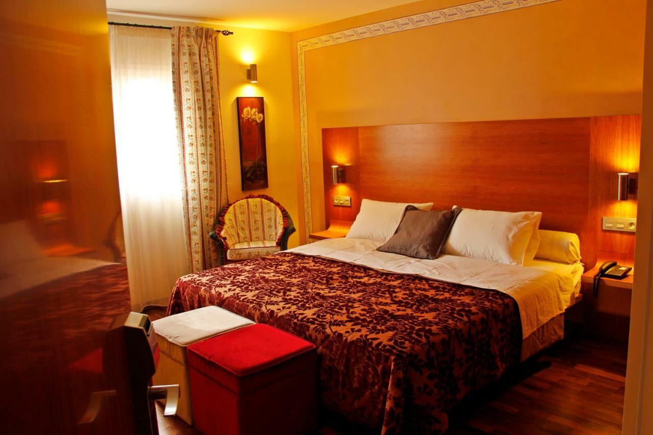 Hotel Boutique Villa Erina By Bossh Hotels - Adults Recommended 马尼尔瓦 外观 照片